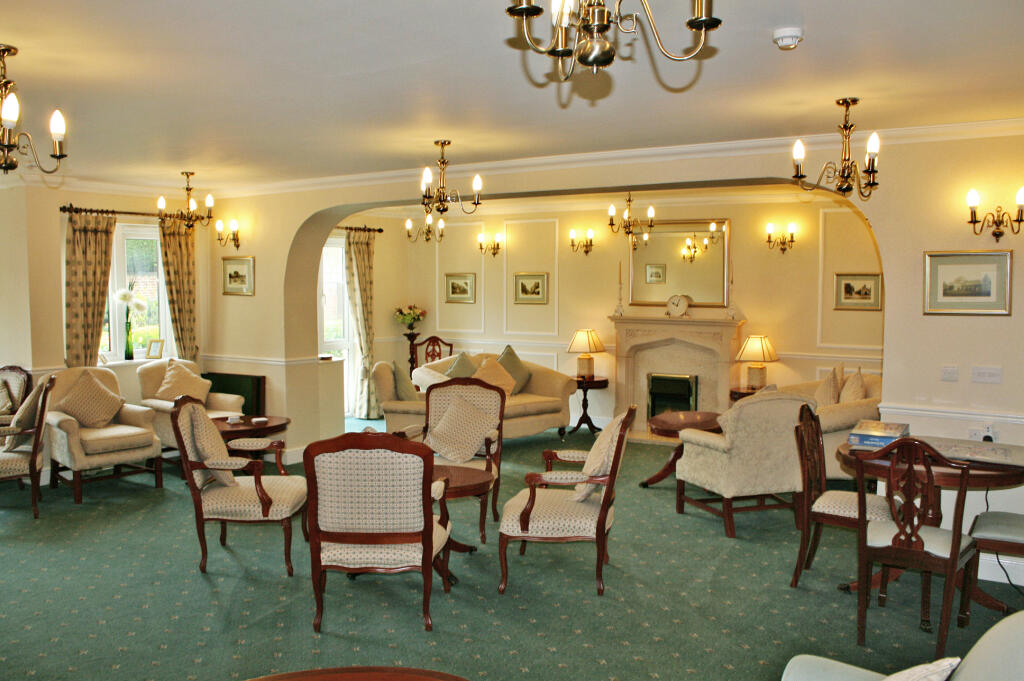RESIDENTS LOUNGE