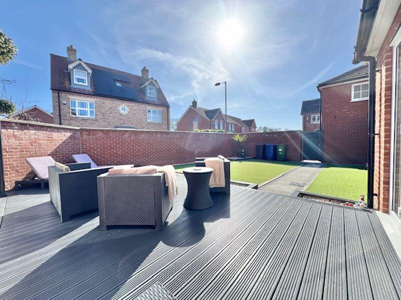 Rear decking  to garden