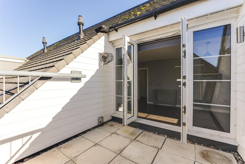 44 Constables Way-5.jpg