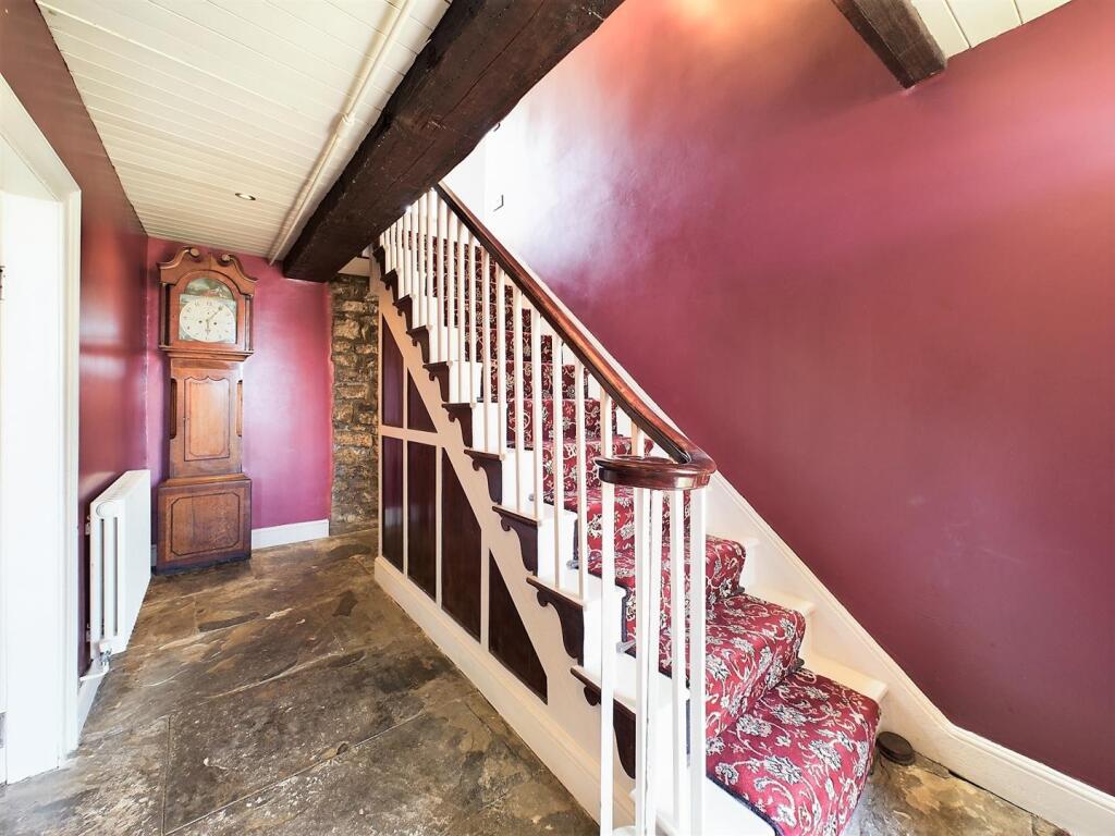 CAM01926G0-PR0058-STILL001 new.jpg