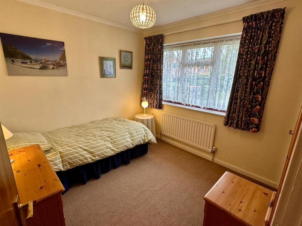 WhatsApp Image 2025-09-17 at 13.46.48_1b667759.jpg