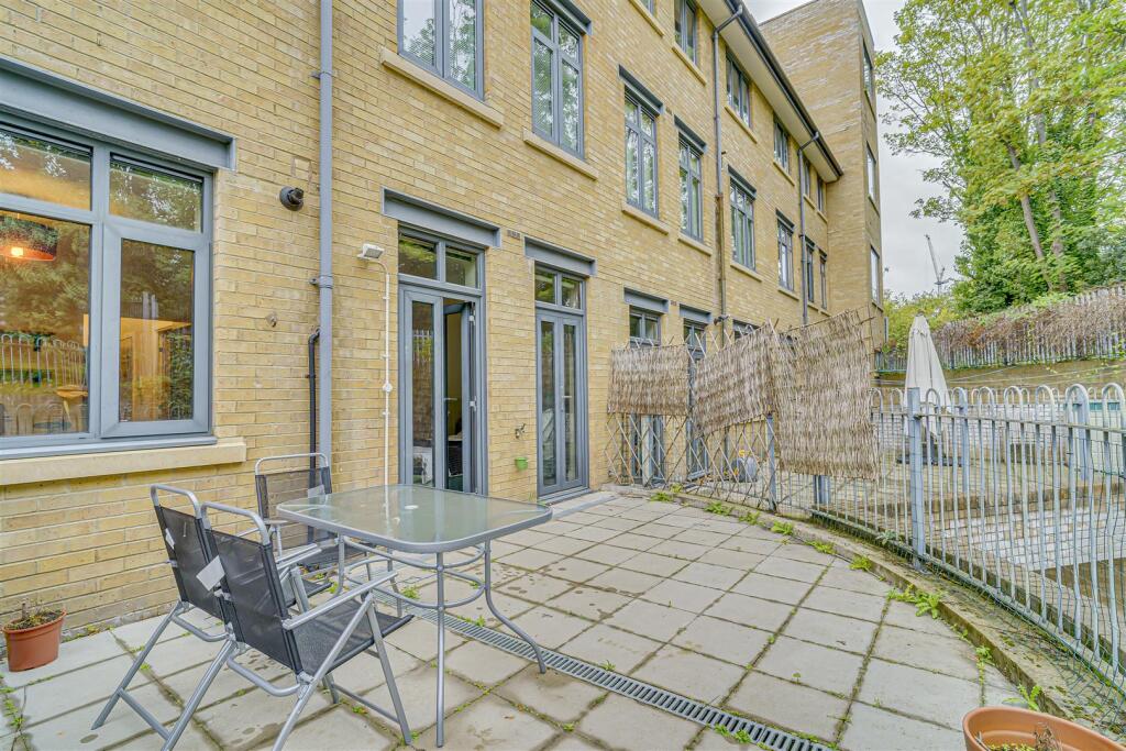 Flat_1__61_Putney_Bridge_Road__SW15-8.jpg