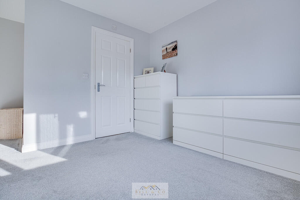 Bedroom 2.1