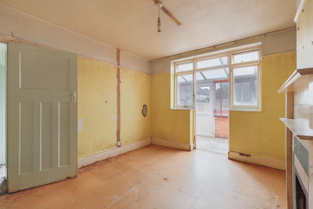 89 Elmbridge Road, Gloucester, Gloucestershire, GL2 0PG