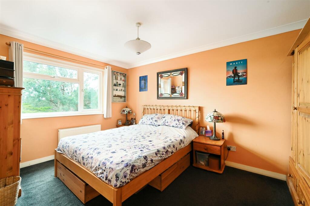 prince-charles-close-bn42 (12).jpg