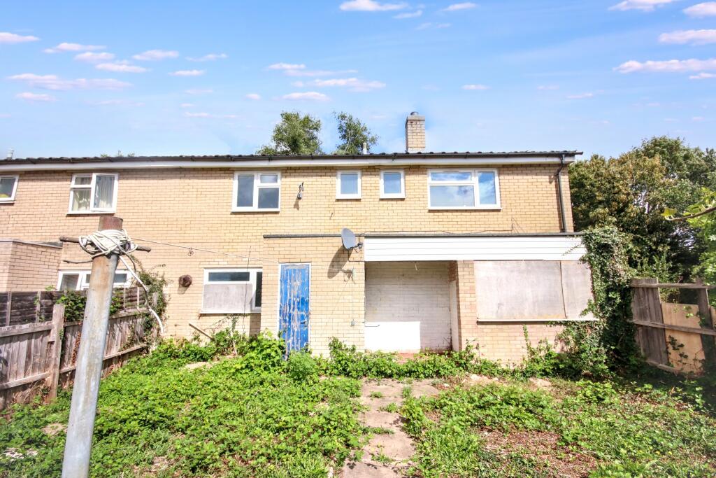 6 Thackery Close, Huntingdonshire, Cambridgeshire, PE29 1NA