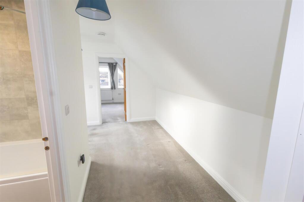 Swanwick Lane-14 - t.jpeg