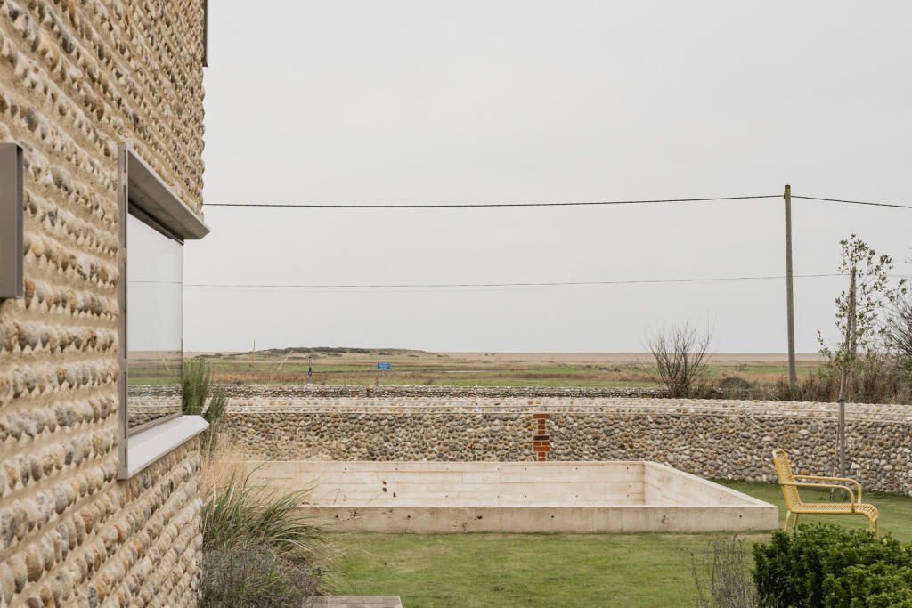 243445 - Seven Whistlers, Salthouse-82.jpg