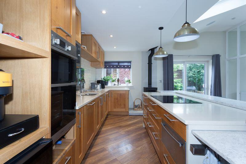 OPEN PLAN LIVING DINING KITCHEN