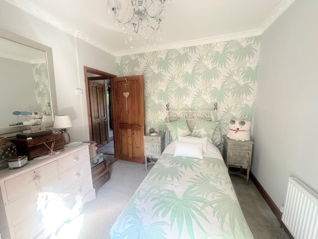 122B37C4-017E-44FB-B3DE-A1A0B08C00C2