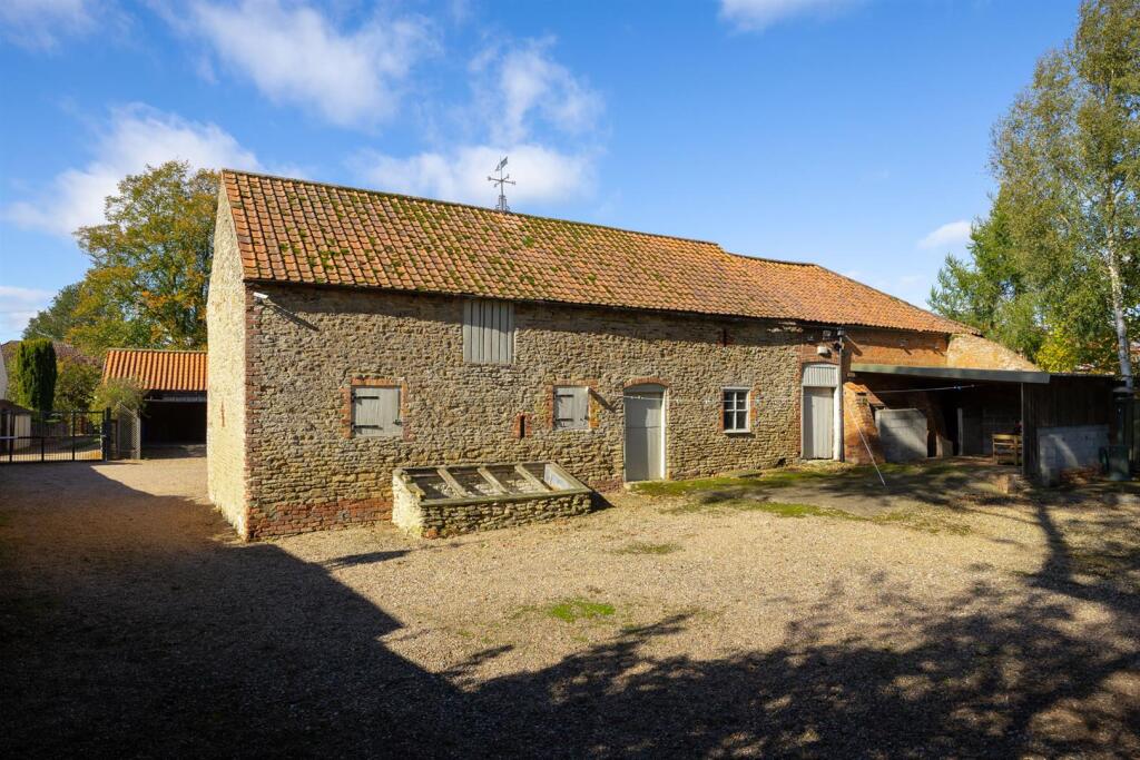 Outbuilding