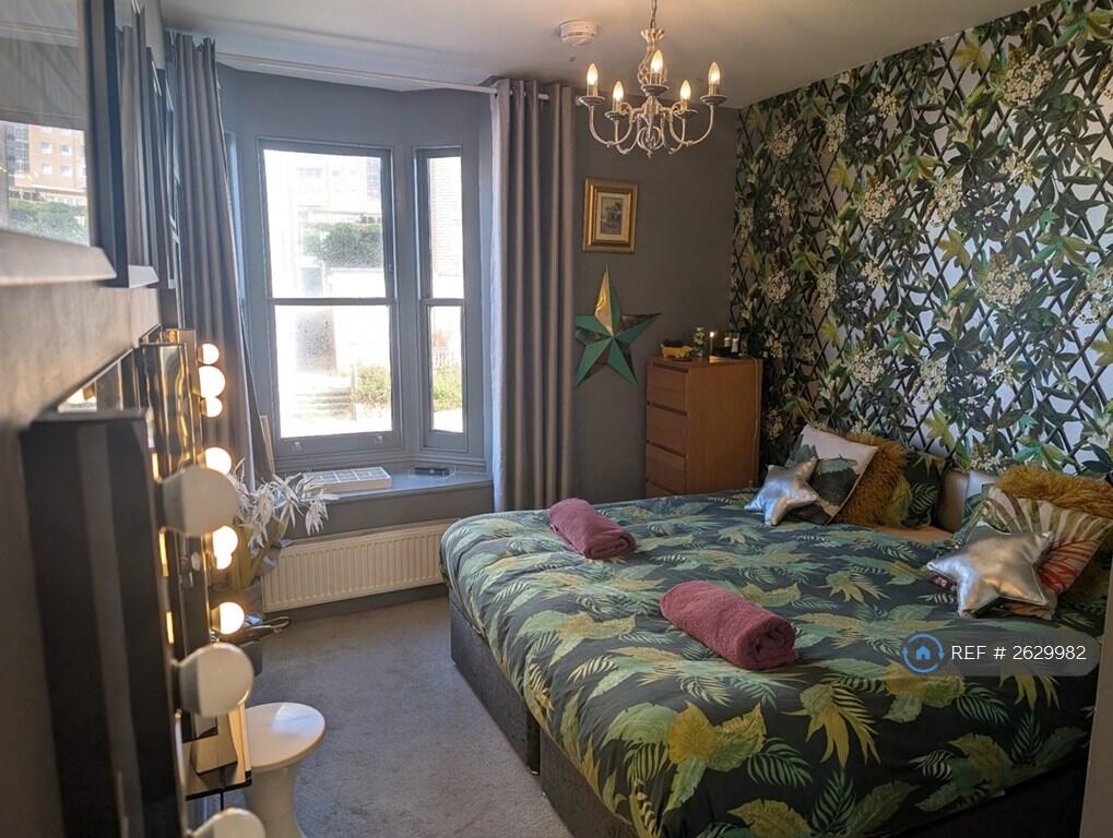 Bed 1