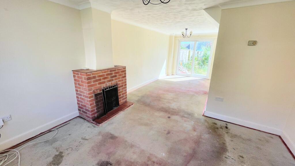 Living room 2
