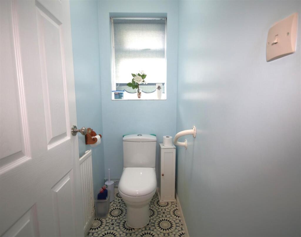 WC.JPG