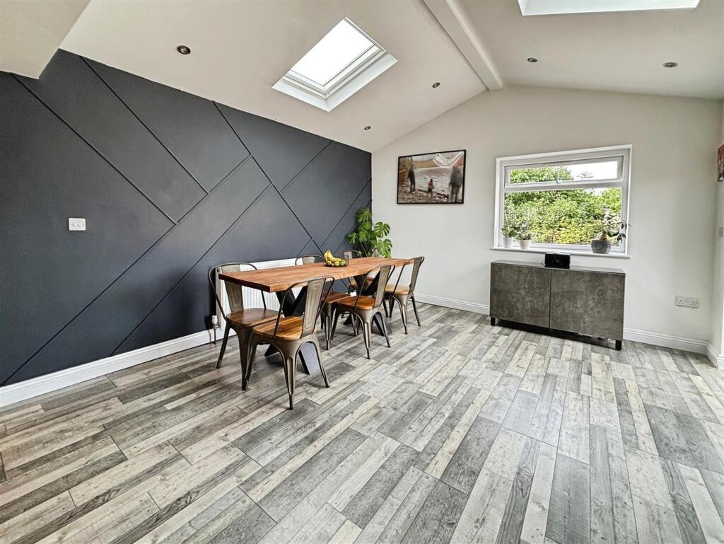 Kitchen/Family Room