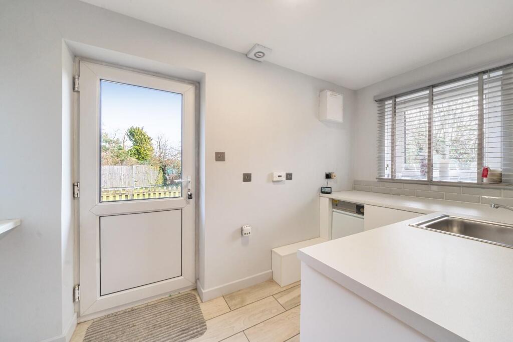 UTILITY ROOM.jpg