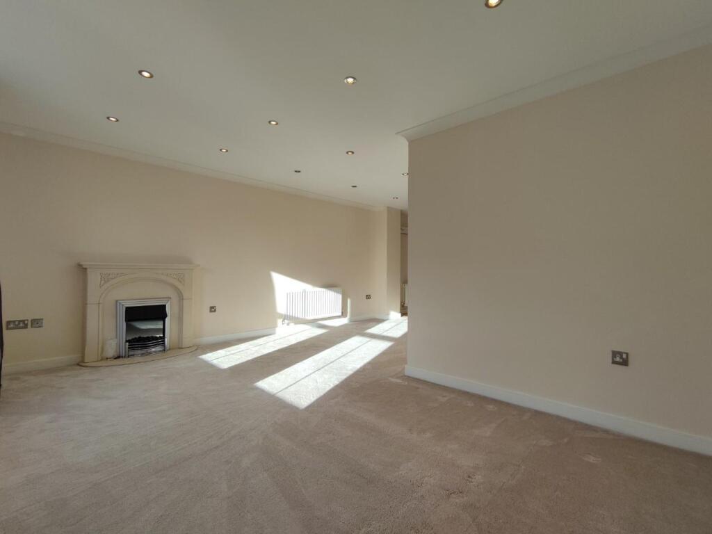 Living Dining Room