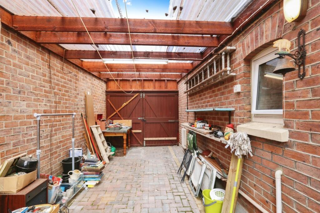 Carport