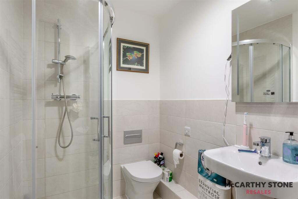 8602866-interior01.JPG
