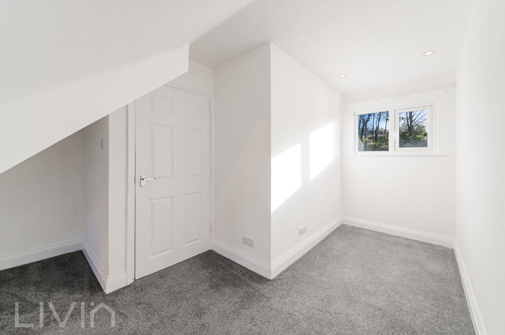 WHYTECLIFFE ROAD SOUTH,4A (1)