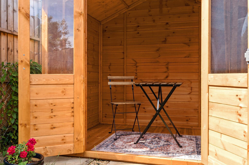 1318810-7-6865432...