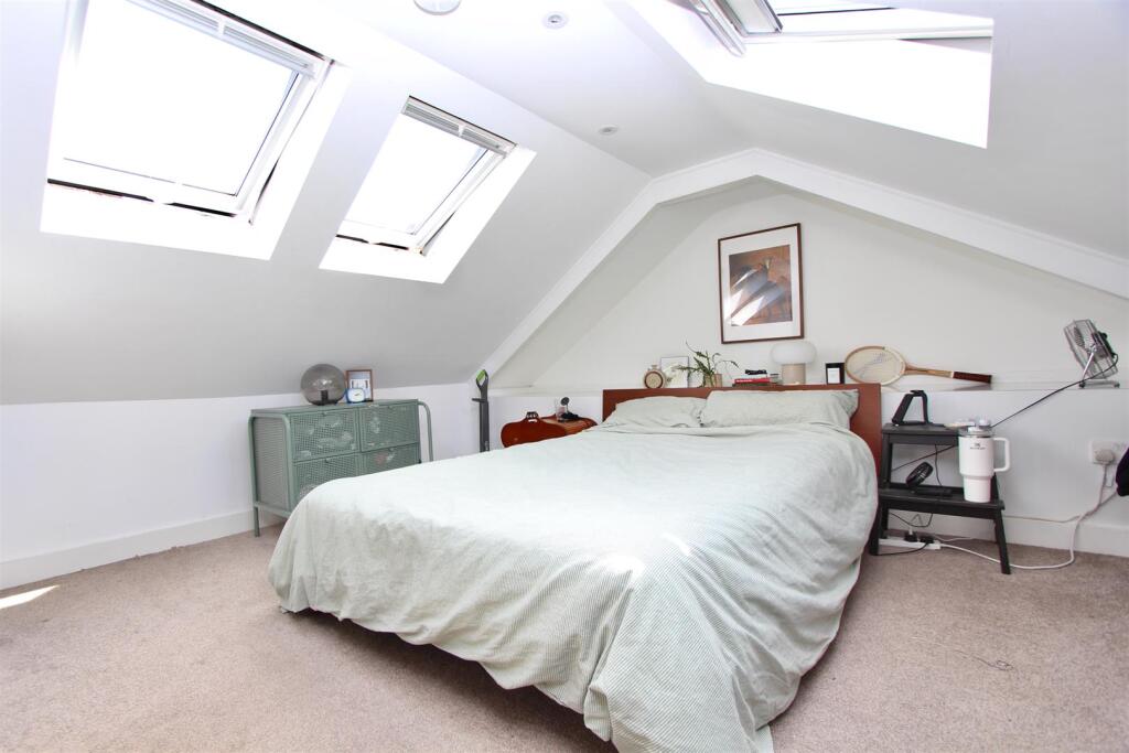 Stoke Newington High Street, N16