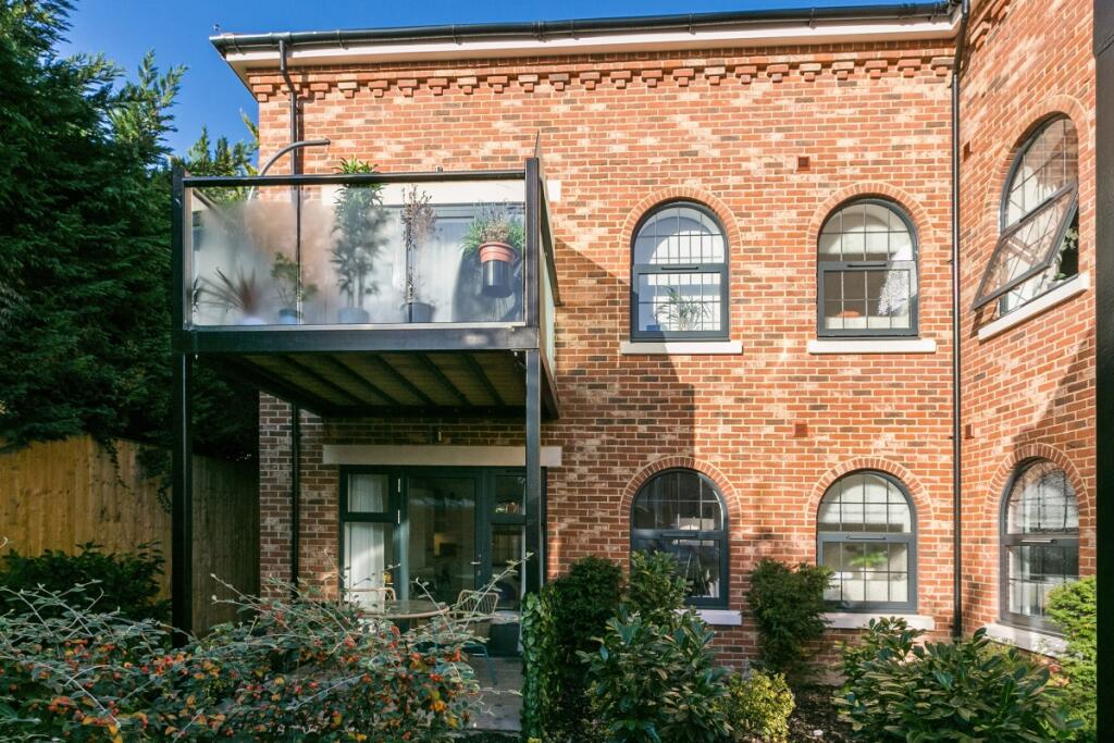 2 The Old Coal Ya...