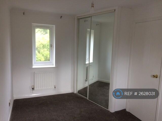 First Bedrooms With Fitted Wardrobes Be