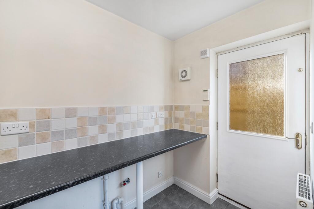 10 Greenwich Avenue (Holbeach)-18