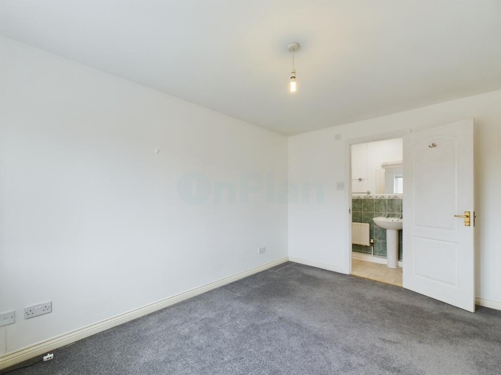 CAM04024G0-PR0007-STILL005