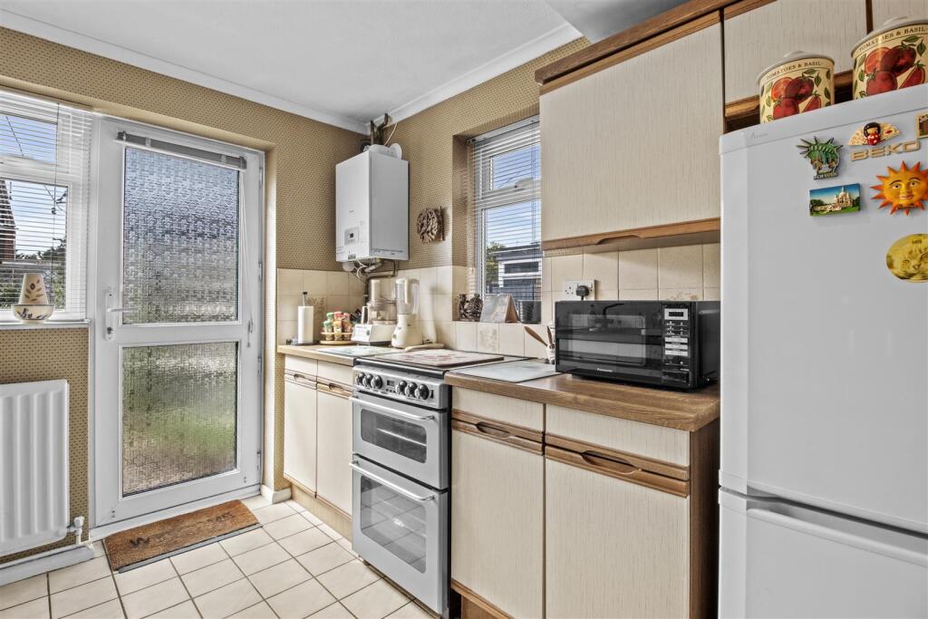kitchen #3.jpg