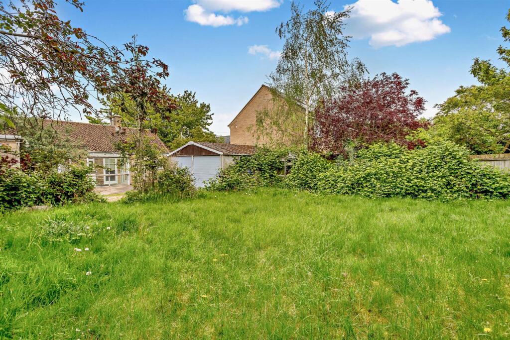 8647321-exterior05-8