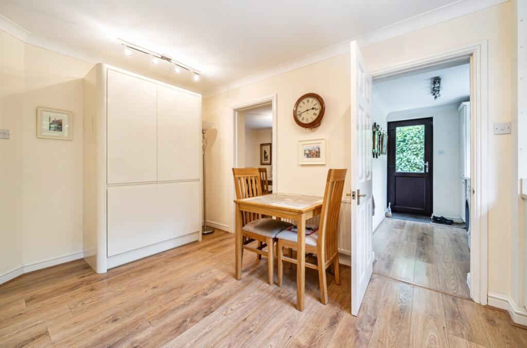 1327476-12-6879451d21b8e