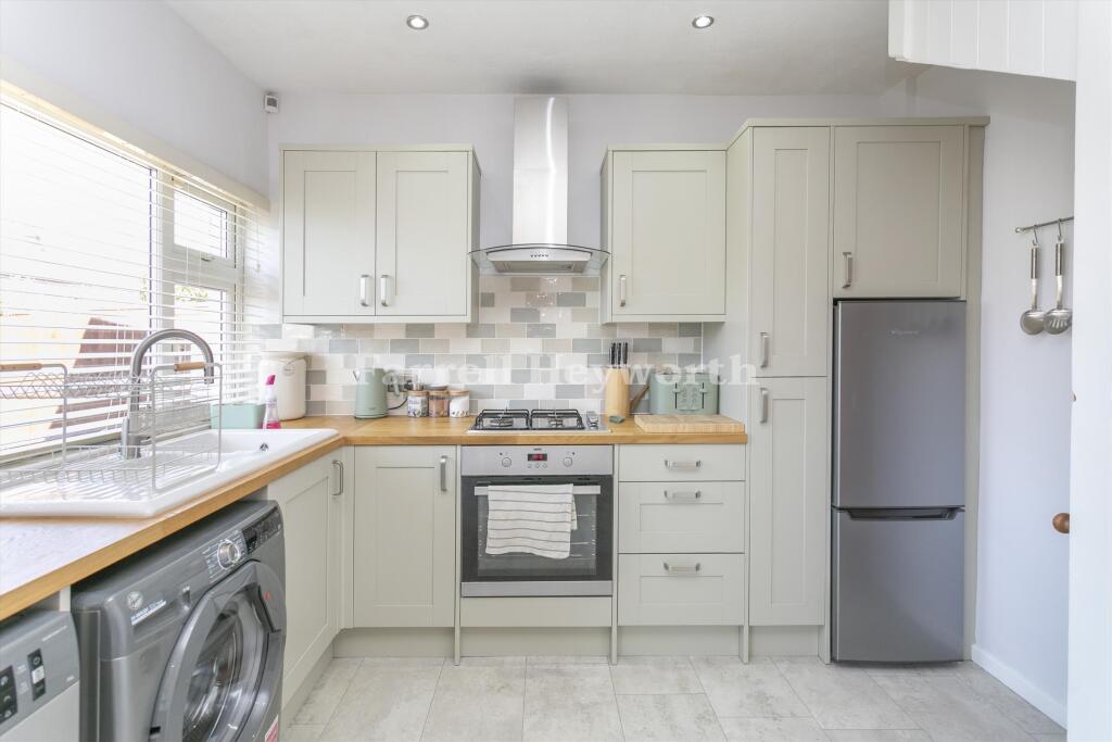 Kitchen diner view 5