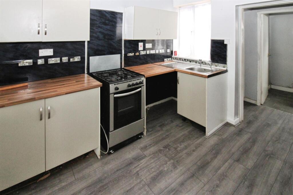 Fitted Kitchen