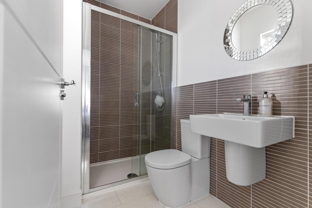 Ensuite Shower Room