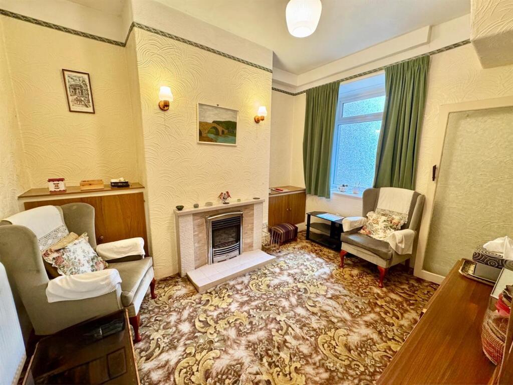 PHOTO-2025-10-10-15-36-01 (4).jpg