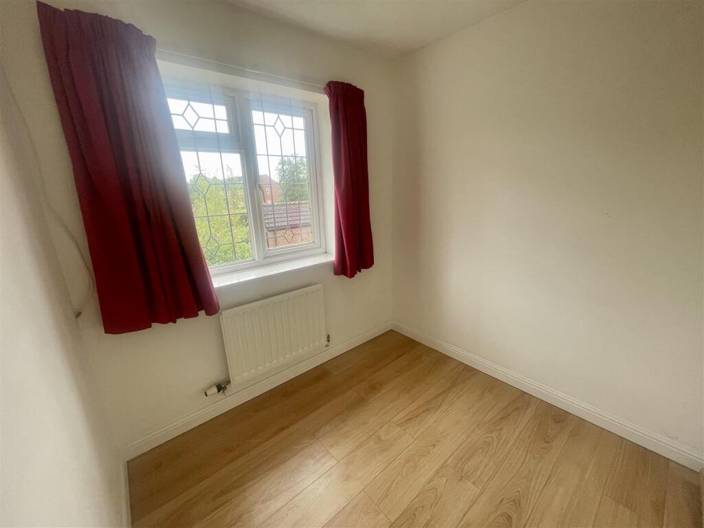 bedroom 4.jpeg