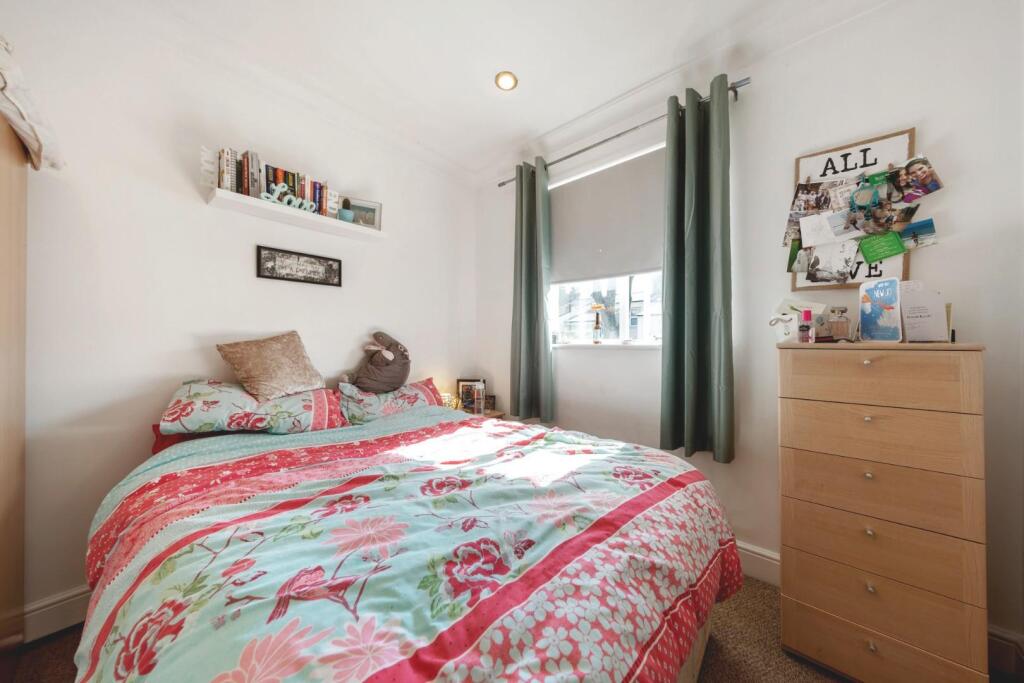 Bedroom 2.jpg