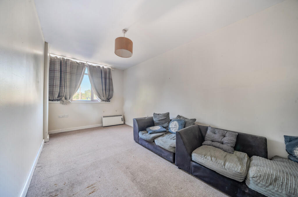 1319715-27-686d66...