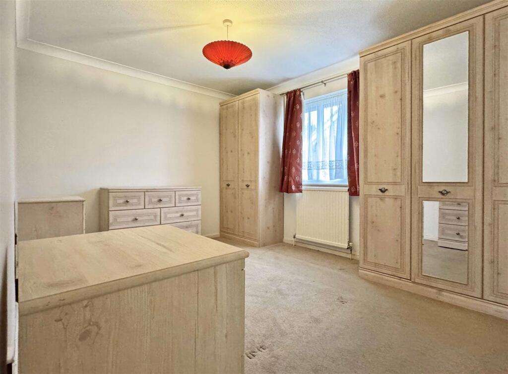Master Bedroom.jpg