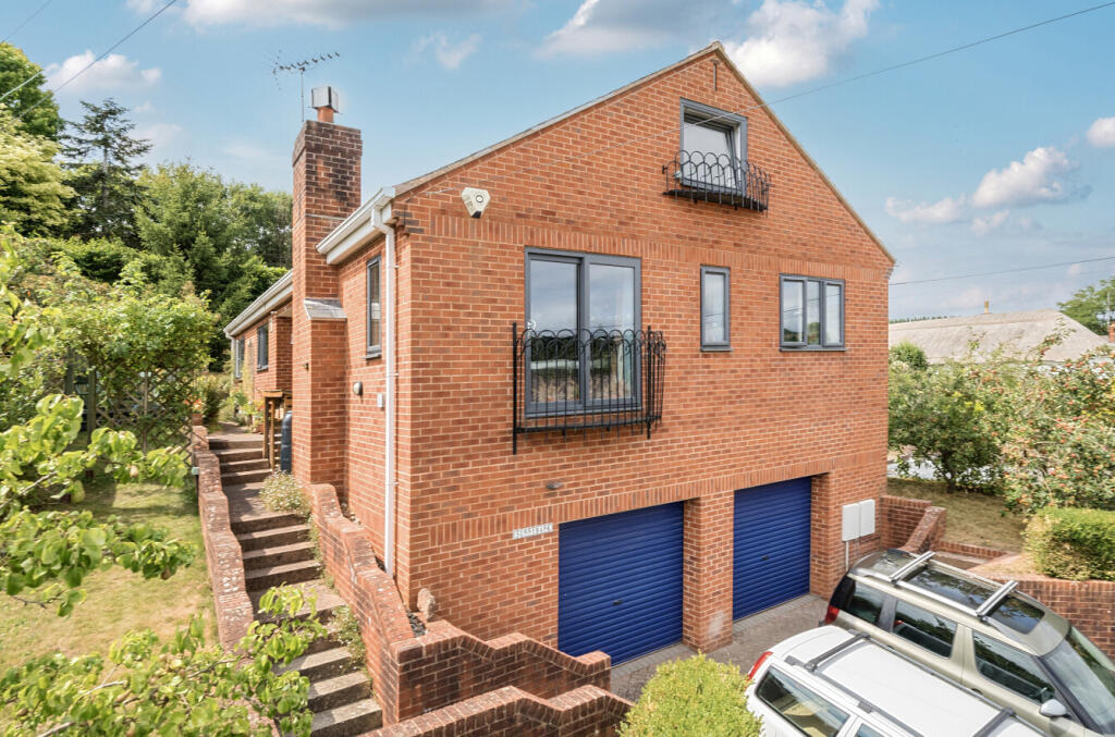 1327016-2-688b795...