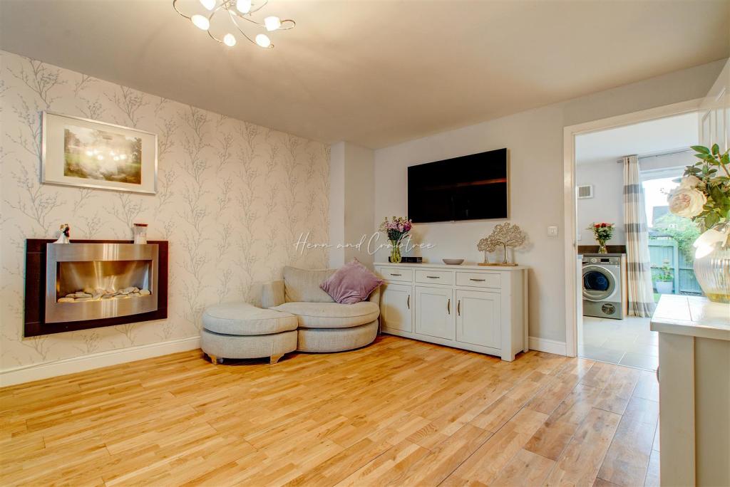 Watkins Square, Llanishen, HernCrabtree (7).jpg