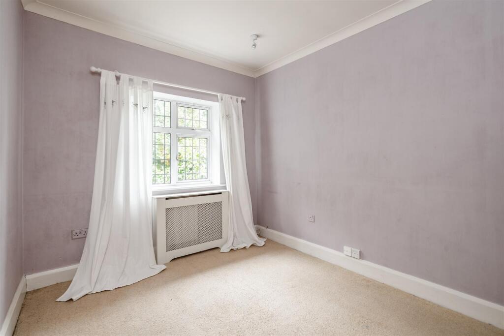 642 Streetsbrook Road_11.jpg