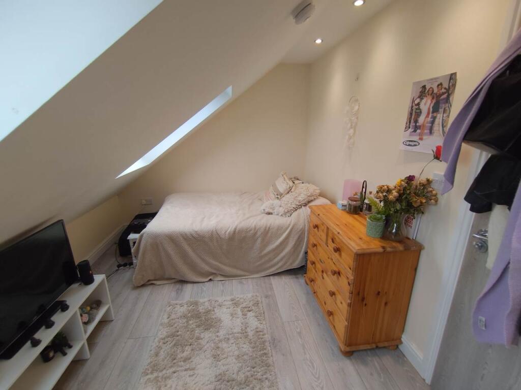 Second floor front b