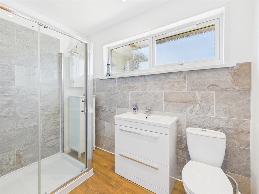 Shower Room.