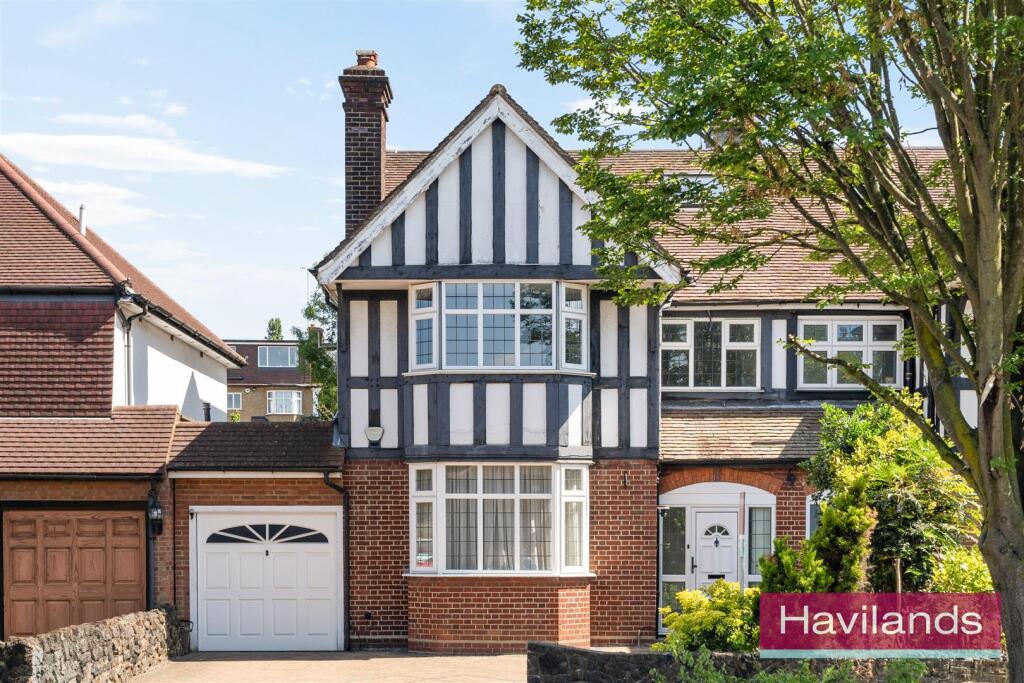 Winchmore Hill Road-22.jpg