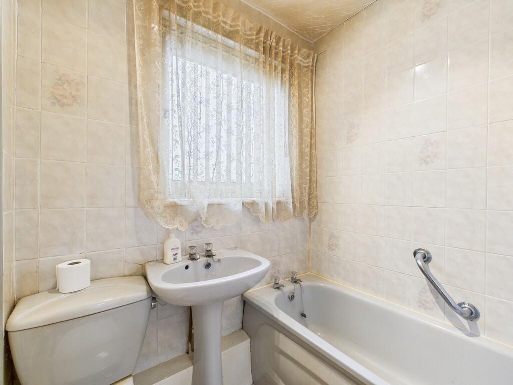 CAM05526G0-PR0061...