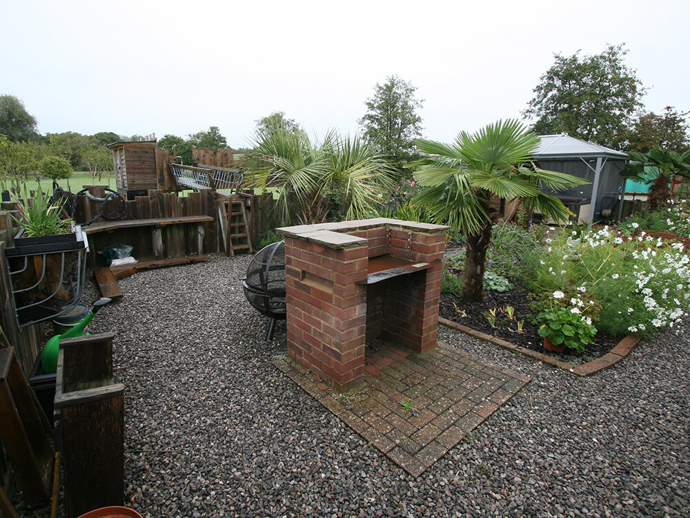 Formnal Garden 3
