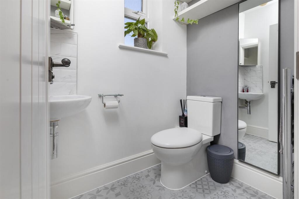 Bramleys Estate Agents - Cheviot Way - Mirfield (2